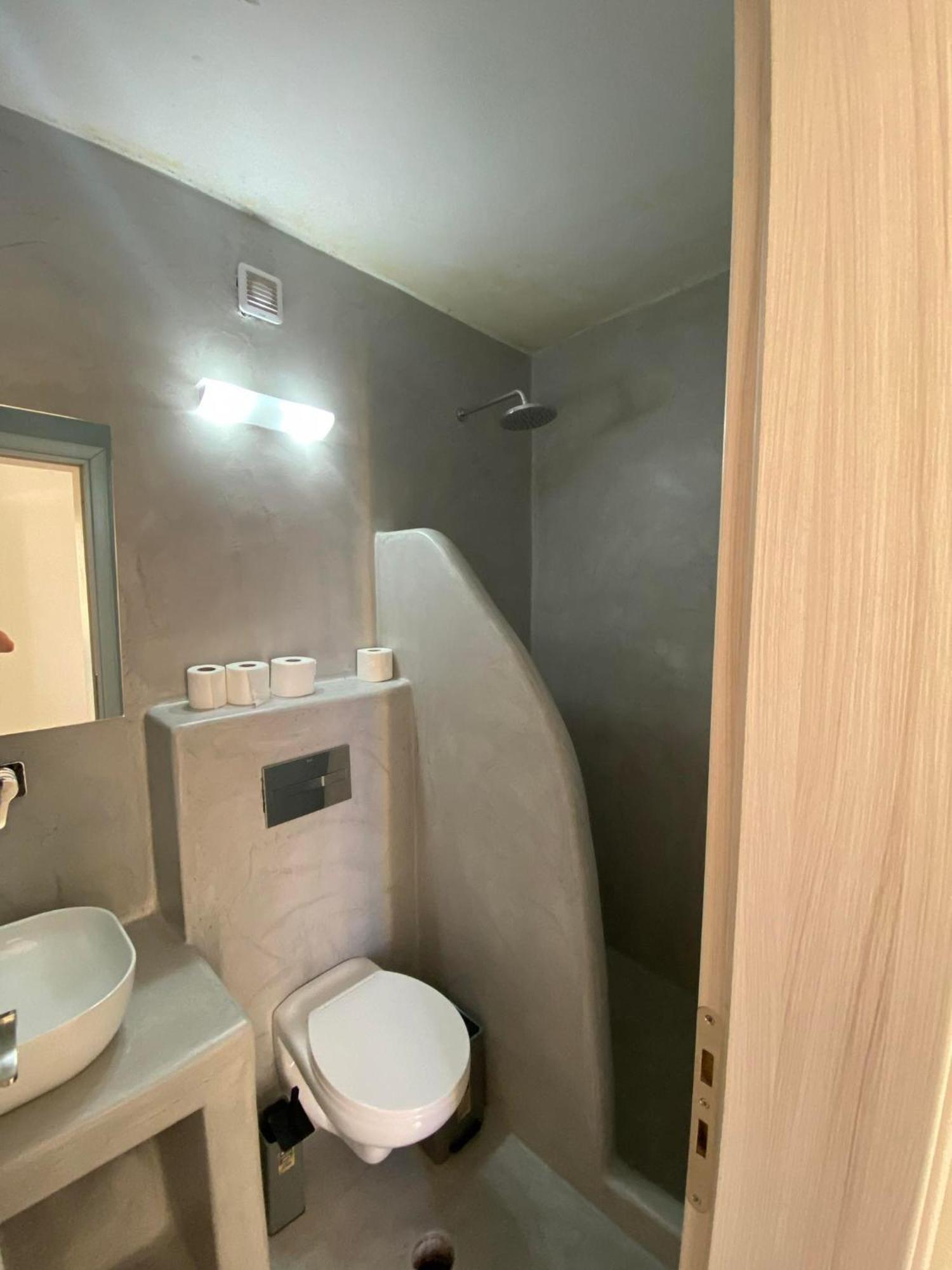Fira Comfort Rooms Zewnętrze zdjęcie